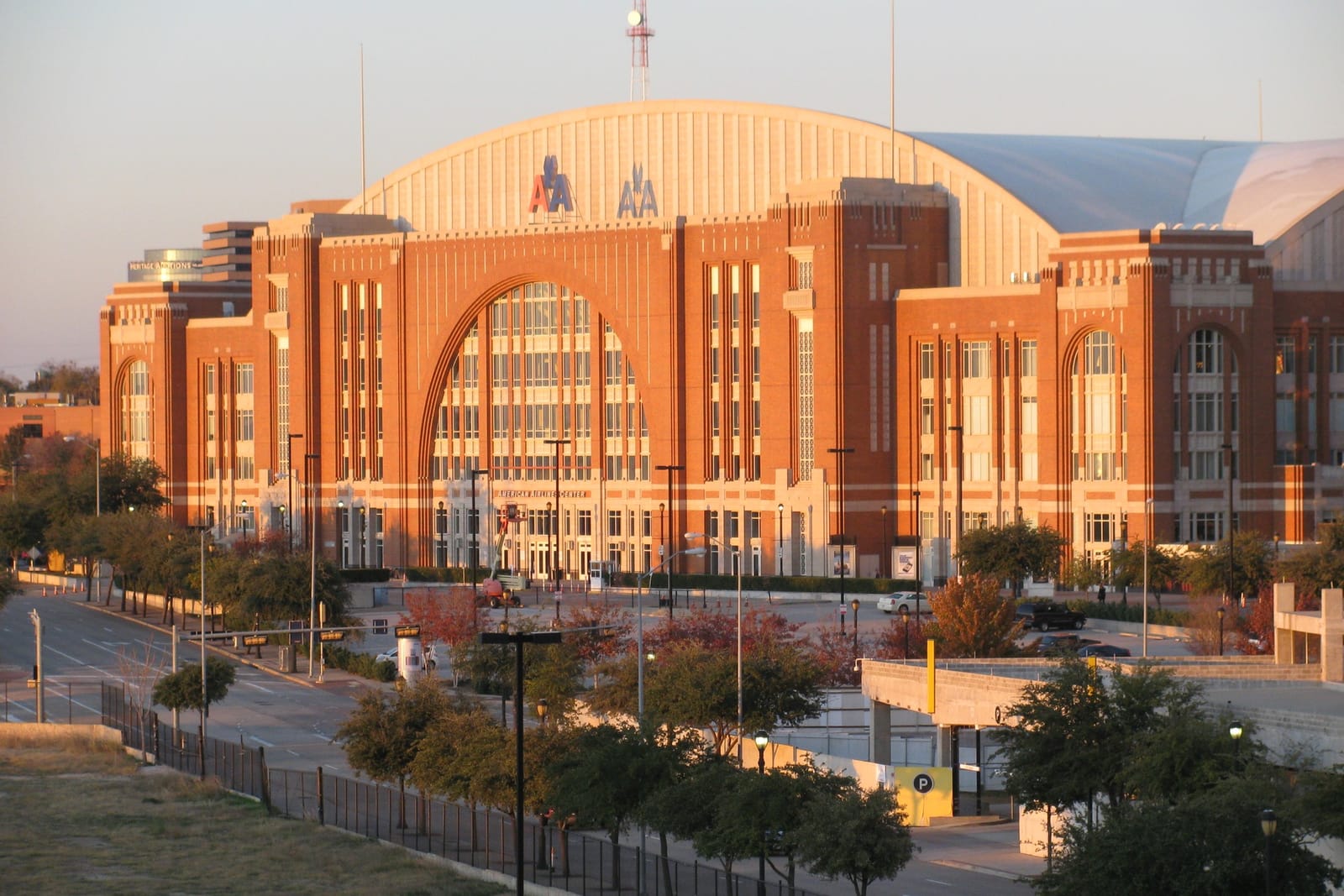 Exterior of the American Airlines Center in Dallas, Texas, the arena that hosted the convention.